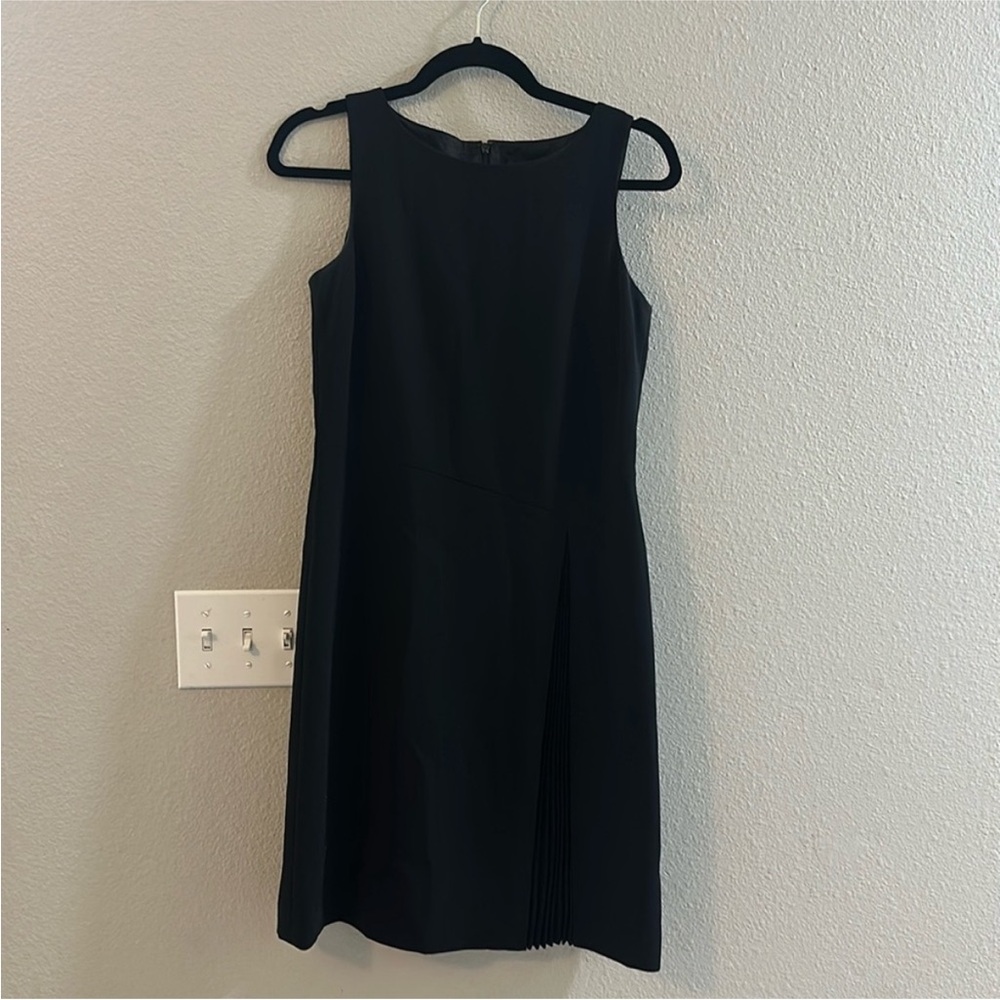 Ann Taylor Black Sleeveless Dress